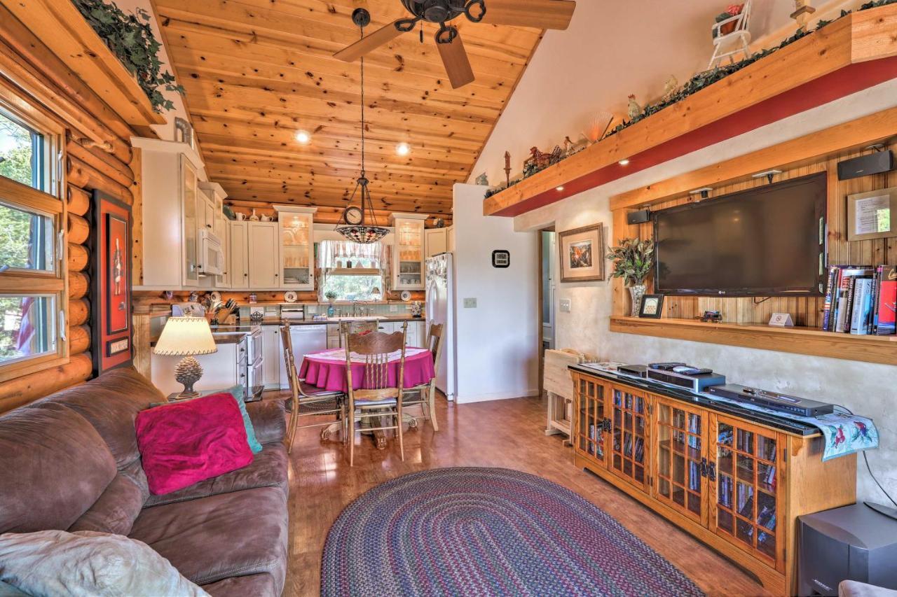 Quaint Williams Cabin Near Grand Canyon 외부 사진